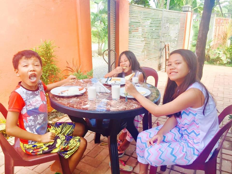 Lindstrom'S Inn Panglao City Exterior foto